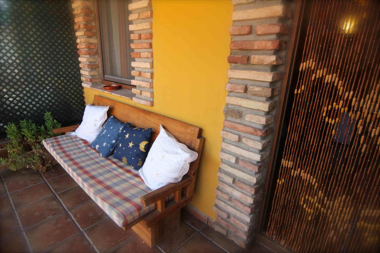 Gasthaus Casa Senderuela Panzares Exterior foto